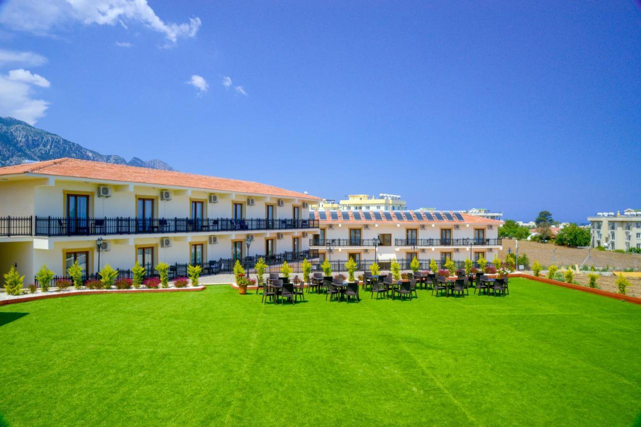Riverside Garden Resort & Suna'S Beach Club Krini المظهر الخارجي الصورة