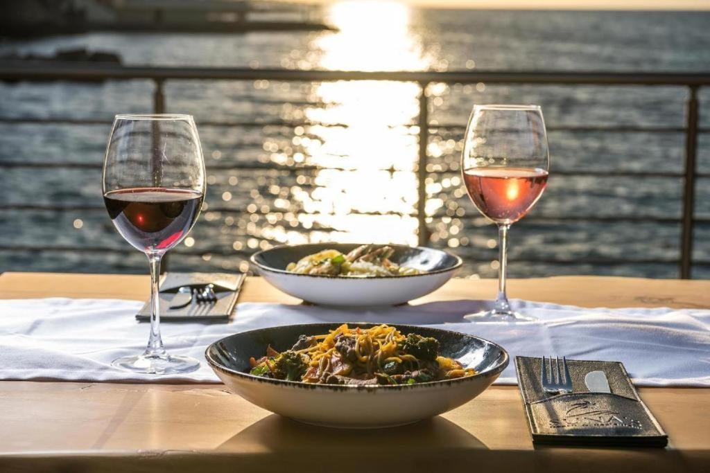 Riverside Garden Resort & Suna'S Beach Club Krini المظهر الخارجي الصورة