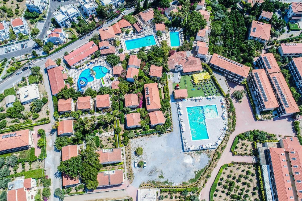 Riverside Garden Resort & Suna'S Beach Club Krini المظهر الخارجي الصورة