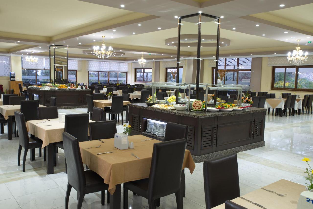 Riverside Garden Resort & Suna'S Beach Club Krini المظهر الخارجي الصورة