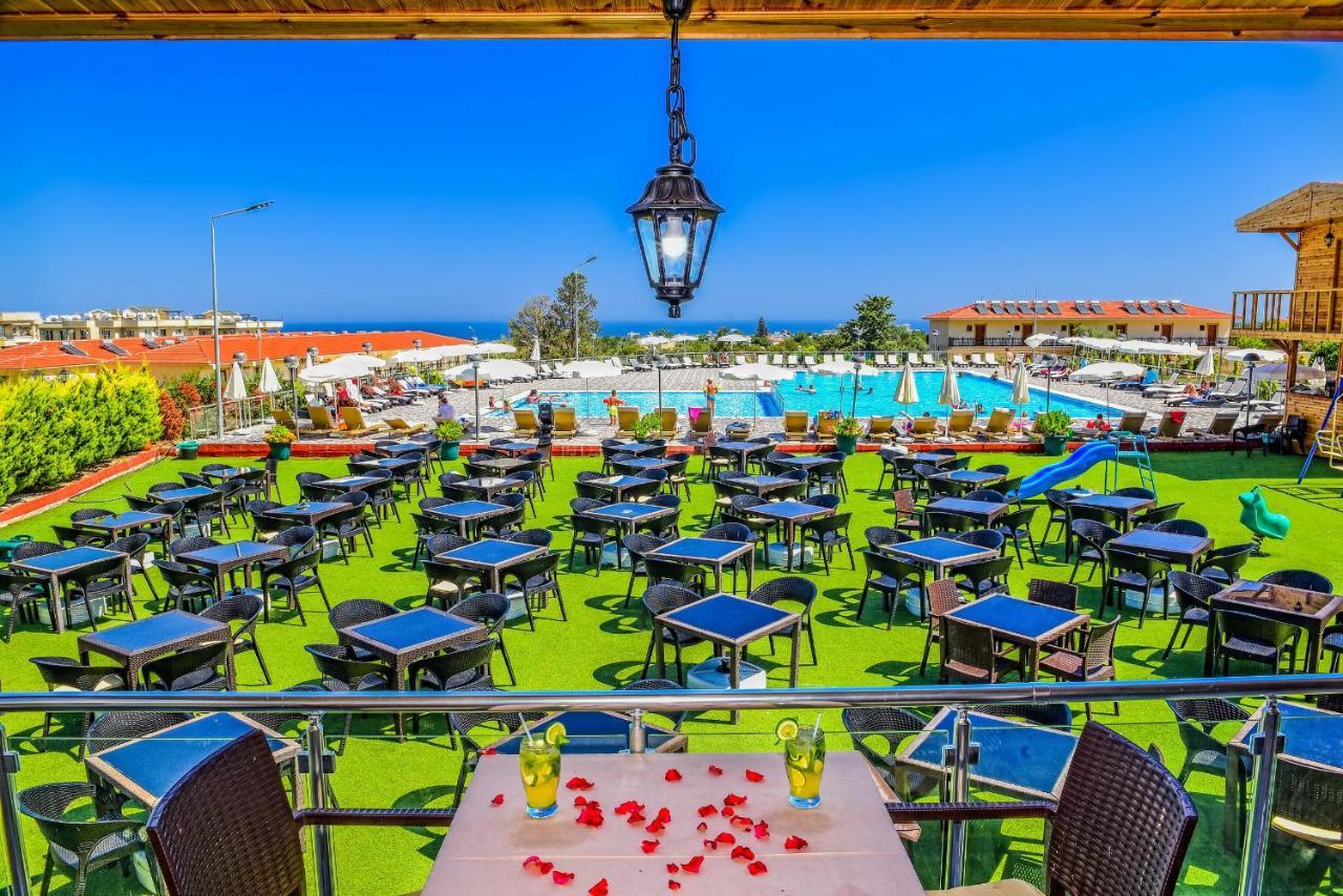 Riverside Garden Resort & Suna'S Beach Club Krini المظهر الخارجي الصورة